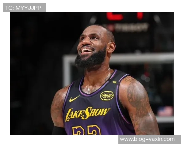 詹姆斯赞八村塁关键三分表现称其为大心脏黑武士展现实力